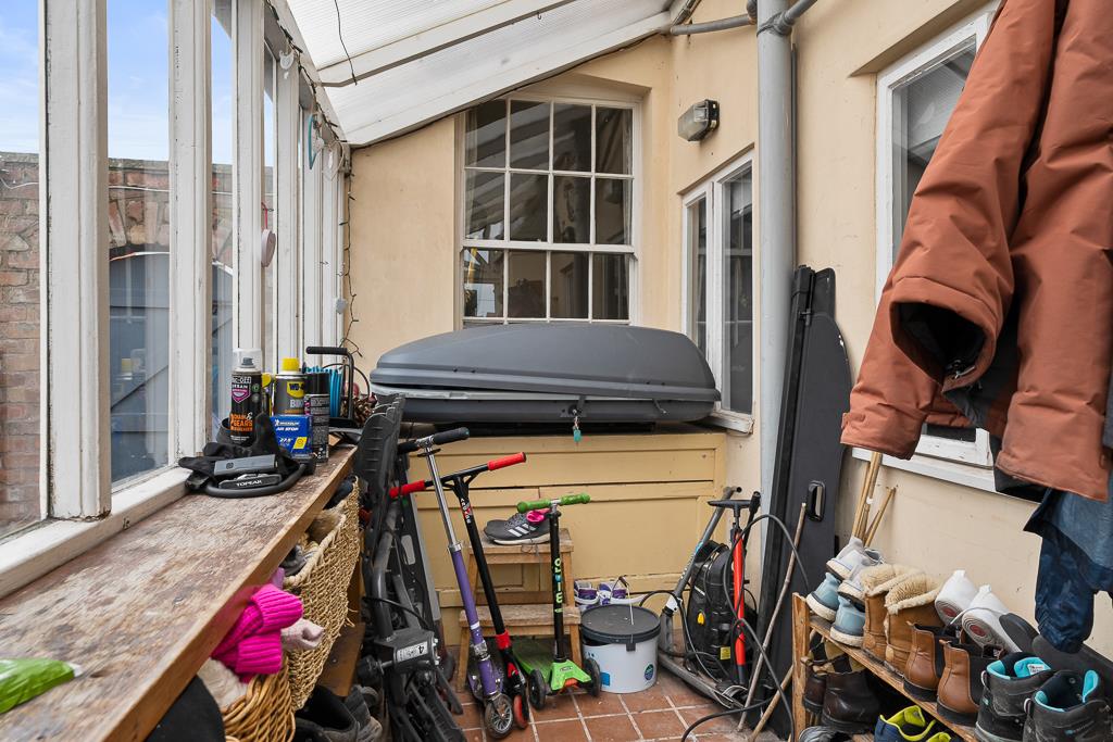 School Road, Winsford CW Estate Agents